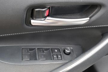 Voertuigafbeelding 12