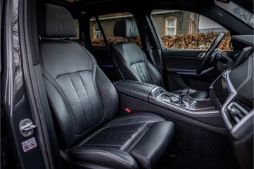 Voertuigafbeelding 12