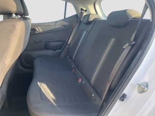 Voertuigafbeelding 12