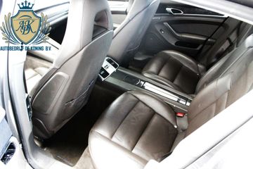 Voertuigafbeelding 13