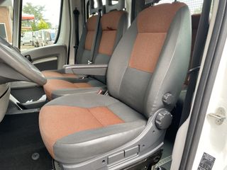 Voertuigafbeelding 38