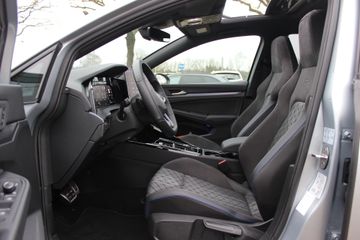 Voertuigafbeelding 9