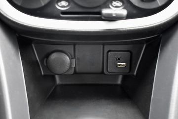 Voertuigafbeelding 9