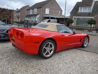 Voertuigafbeelding 12