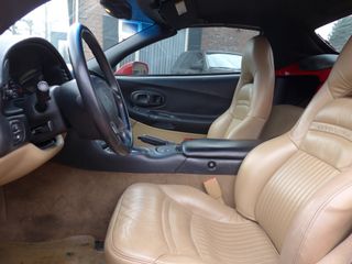 Voertuigafbeelding 8