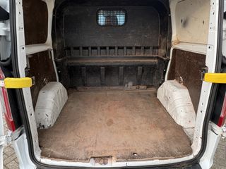 Voertuigafbeelding 12