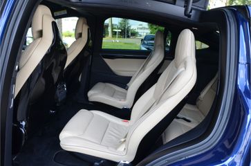 Voertuigafbeelding 12