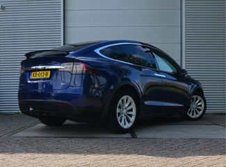 Voertuigafbeelding 7