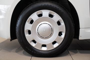 Voertuigafbeelding 3