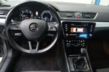 Voertuigafbeelding 13