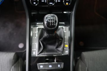 Voertuigafbeelding 19