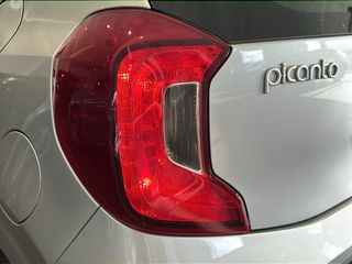 Voertuigafbeelding 9