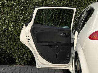 Voertuigafbeelding 44