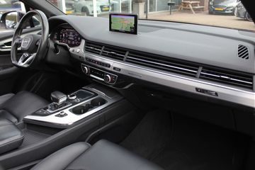 Voertuigafbeelding 12