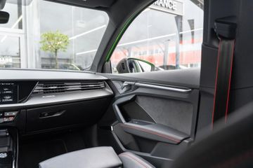 Voertuigafbeelding 52