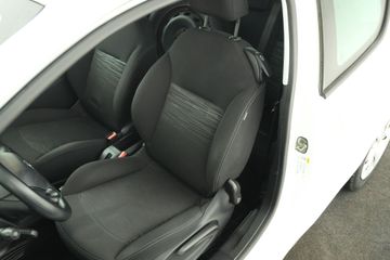 Voertuigafbeelding 12