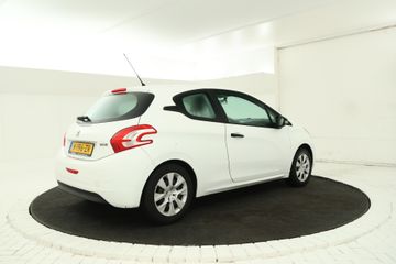 Voertuigafbeelding 2