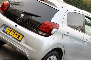 Voertuigafbeelding 18