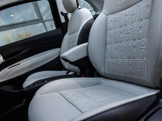 Voertuigafbeelding 22