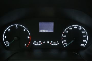 Voertuigafbeelding 12