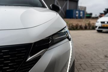 Voertuigafbeelding 12