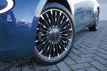 Voertuigafbeelding 2