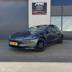 Voertuigafbeelding 4