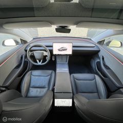 Voertuigafbeelding 8