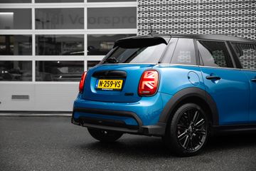 Voertuigafbeelding 2