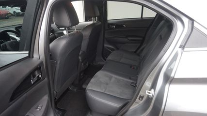 Voertuigafbeelding 13