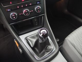 Voertuigafbeelding 25