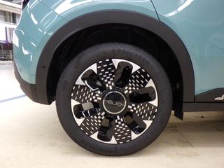 Voertuigafbeelding 6