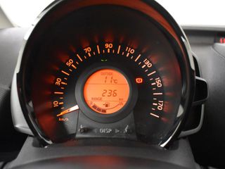 Voertuigafbeelding 9