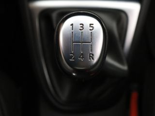 Voertuigafbeelding 14