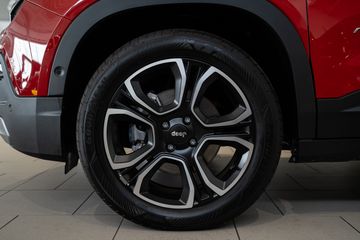 Voertuigafbeelding 3