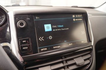 Voertuigafbeelding 12