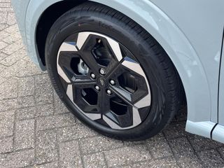 Voertuigafbeelding 14