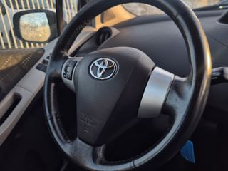 Voertuigafbeelding 12