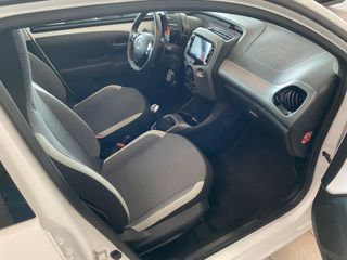 Voertuigafbeelding 5