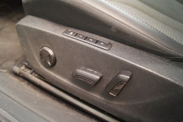 Voertuigafbeelding 10