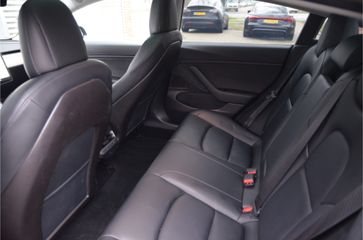 Voertuigafbeelding 11