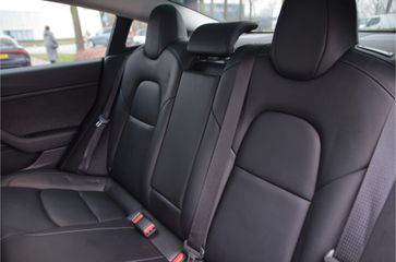 Voertuigafbeelding 12