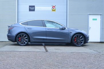 Voertuigafbeelding 6