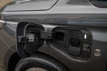 Voertuigafbeelding 8