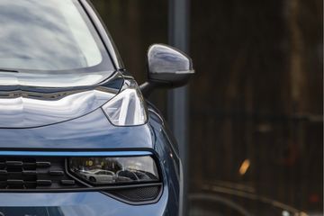 Voertuigafbeelding 3