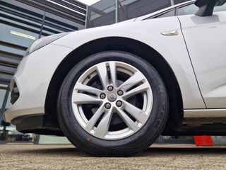 Voertuigafbeelding 8