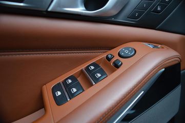 Voertuigafbeelding 17