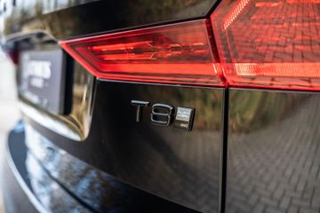 Voertuigafbeelding 13