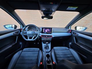 Voertuigafbeelding 4