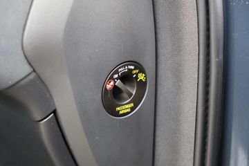 Voertuigafbeelding 38